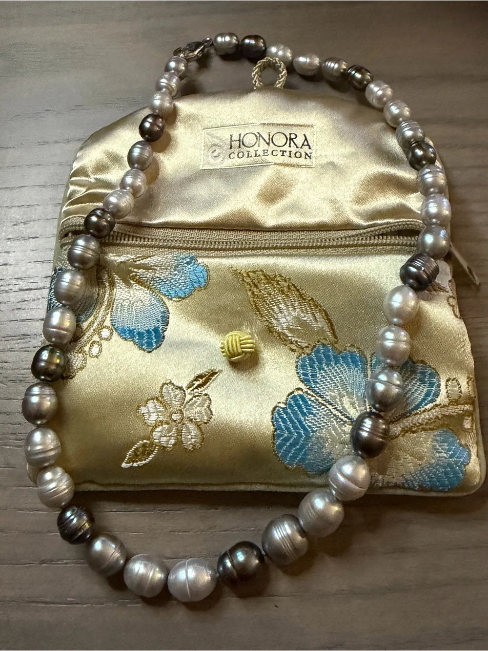 Honora Pearl Necklace in Elegant Gray & Cream